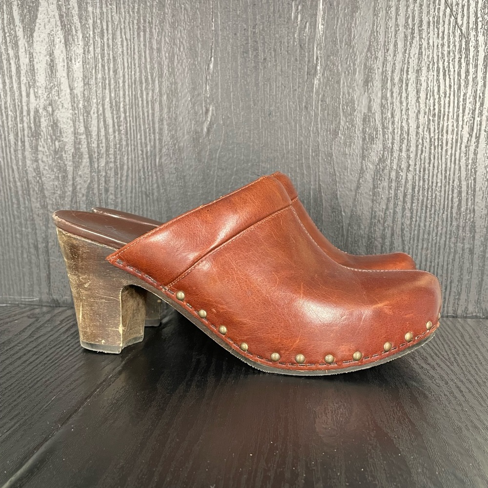 Dansko Brown Leather Mules